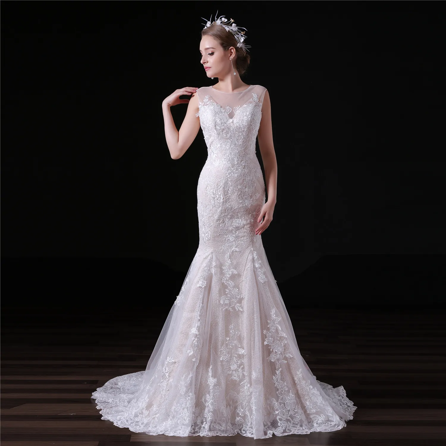 صورة حقيقية حورية البحر فساتين الزفاف لجمال الفتيات Long Lvory Court Train Termes Lace Custom Bridal Dons Hy4194