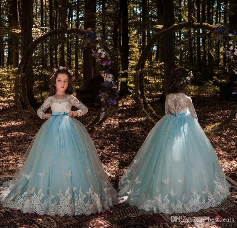 El más nuevo diseño blanco cielo azul de encaje de flores vestidos de las muchachas arco Sash mariposas vestidos largos del desfile para los adolescentes por encargo