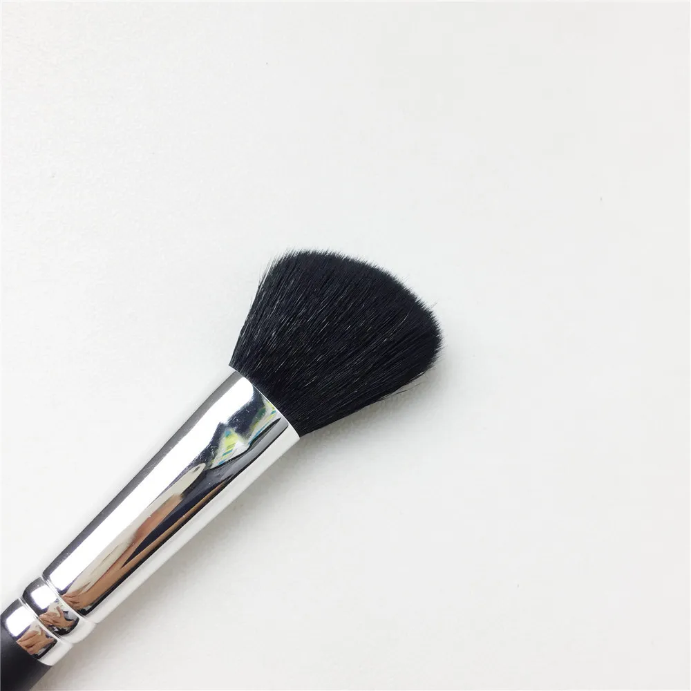 Premium MO M104 ANGLE BLUSH Ulta Makeup Brushes For Hair Contouring