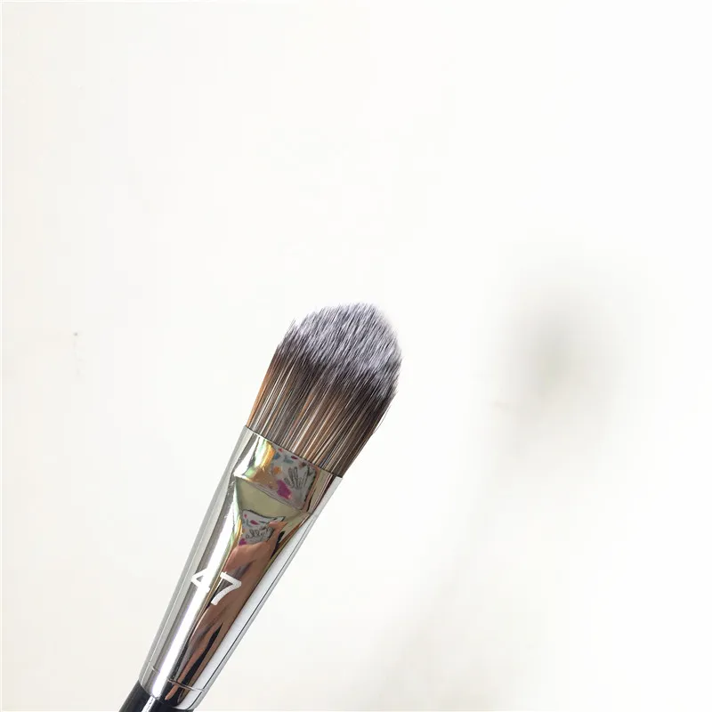 PRO Foundation Brush #47 - Classic Paddle / New Angled Cream Liquid Foundation Highlight Brush - Beauty Makeup Brush Blender