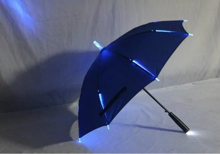 Nouveau 8 Rib Light up Blade Runner Style Changeant de Couleur LED Parapluie avec Lampe de Poche Poignée Transparente Droite Parapluie Parasol SN1055