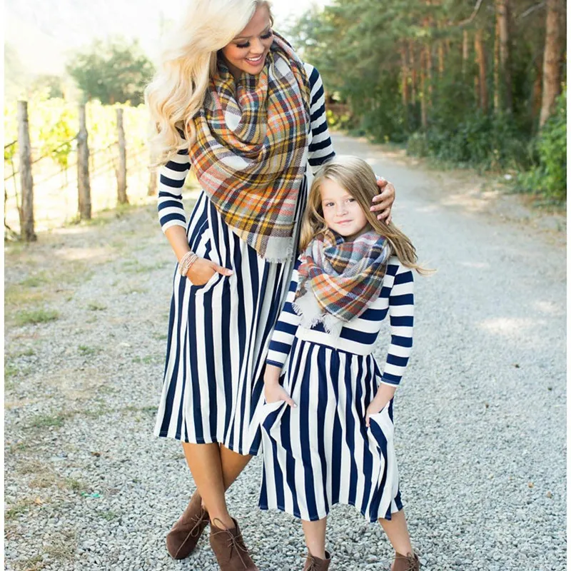 Family Matching Dress Outfits 2020 Newest Long Sleeve Black and White Striped Mother And Daughter Clothes Mom Baby Casual Dresses