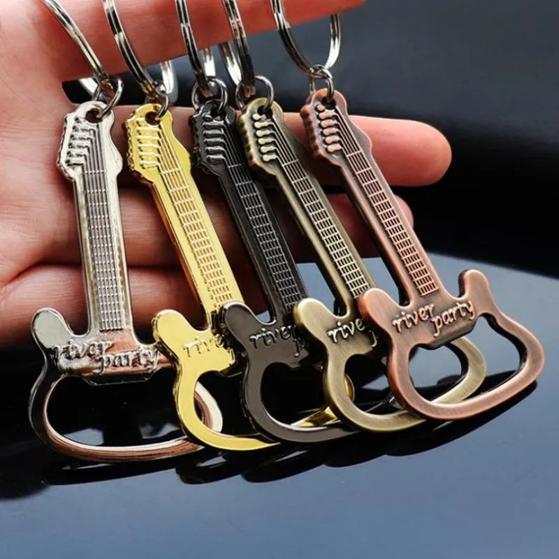 Gåva Zinc Alloy Beer Guitar Bottle Opener Bottle Opener Keychain KeyRing Key Chain Key Ring Köksredskap