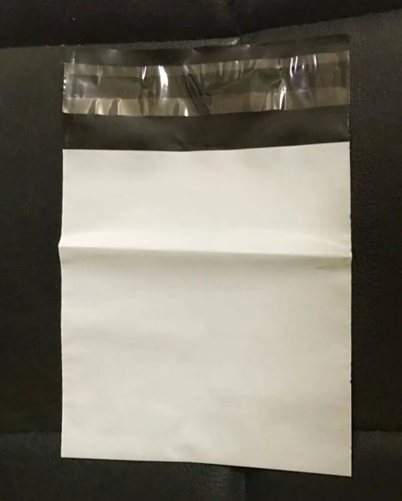 Ny 11 * 11 + 4cm Små vita Poly Mailer Mailing Packing Pocket Express Courier Pouch Förvaring Kuvert Plast Mailers Pack Bag Gratis DHL