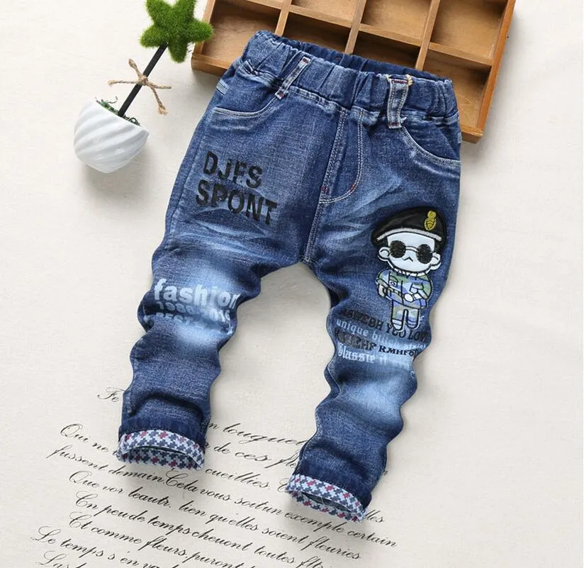 2018 Primavera Moda Denim Niños Jeans Bebé Niño Pantalones bordado Otoño Patrón de Dibujos Animados Pantalones Vaqueros de Mezclilla Niños Pantalones 2-6Y 2018 Primavera Moda Denim Niños Jeans Bebé Niño Pantalones bordado Otoño Patrón de Dibujos Animados Pantalones Vaqueros de Mezclilla Niños Pantalones 2-6Y
