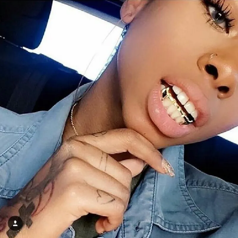 TOPGRILLZ Hip Hop Fang Teeth Grillz Set Gold Color Plated Half Teeth Dracula Vampire Fangs Slim Grills Gold Top & Bottom Grillz Teeth Set