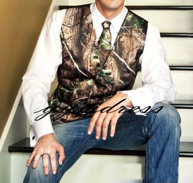 2019 New Camo Groom Vests Five Buttons Men's Suit Vests Slim Fit Men's Dress Vest Groomsmen Vests Wedding Waistcoat In Stock Plus Size