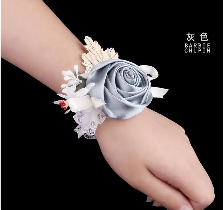 Billiga Bridesmaid Girl Wrist Corsage Rose Flower Organza Pärlor Blomma Hand Blommor Armband Corsage Bröllop Tillbehör Partihandel Brudblommor