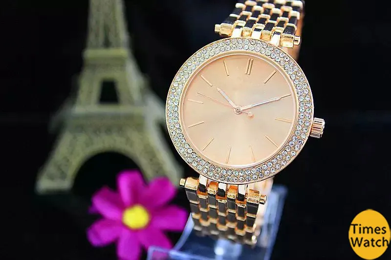 2018 Luxury Design Rose Gold Woman Diamond Watches Elegant Ladies Dresses Steel Strap Folding Buckle Crystal Wristwatch Gifts For Girls