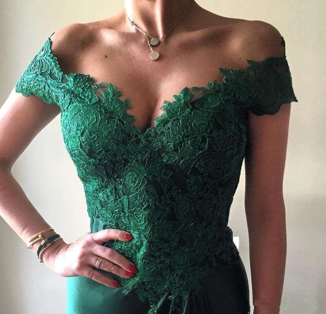 Abiti da sera verde smeraldo 2019 al largo della spalla applicato con abiti da ballo lunghi backlss a fessura alta in pizzo abiti da ballo di fine anno.