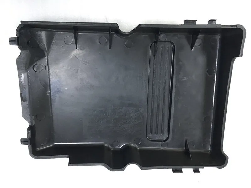 Box-battery upper cover for Mazda 3 2003 2004 2005 2006 2007 2008 2010 BK 2009 2011 BL 1.6 or 2.0ccZ601-18-593