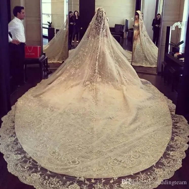 Luxury Long Rhinestones Cathedral Wedding Veils With Lace Applique Trim Crystals One Layer Tulle Sequined Bridal Veil