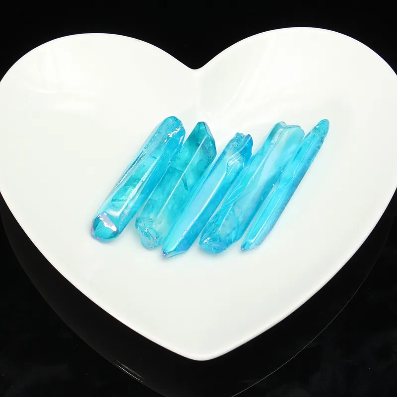 Holiday gift Natural aura Rough sky Blue Crystal Quartz healing wand Point Briolettes PendantDrilled Tusk Shape Raw Gemston1186248