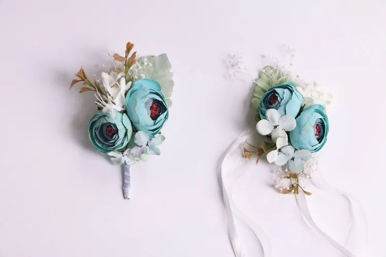 Skogsbröllop leveranser brudgummen brudbrudtärna handledskorsning boutonnieres romantiska boho bröllopshändelser blommor251l