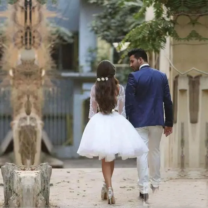 2020 Arabic Dubai Lace Short Beach Wedding Dresses with Detachable Skirt Bateau 3/4 Long Sleeve Mini Bridal Gowns Reception Custom Made