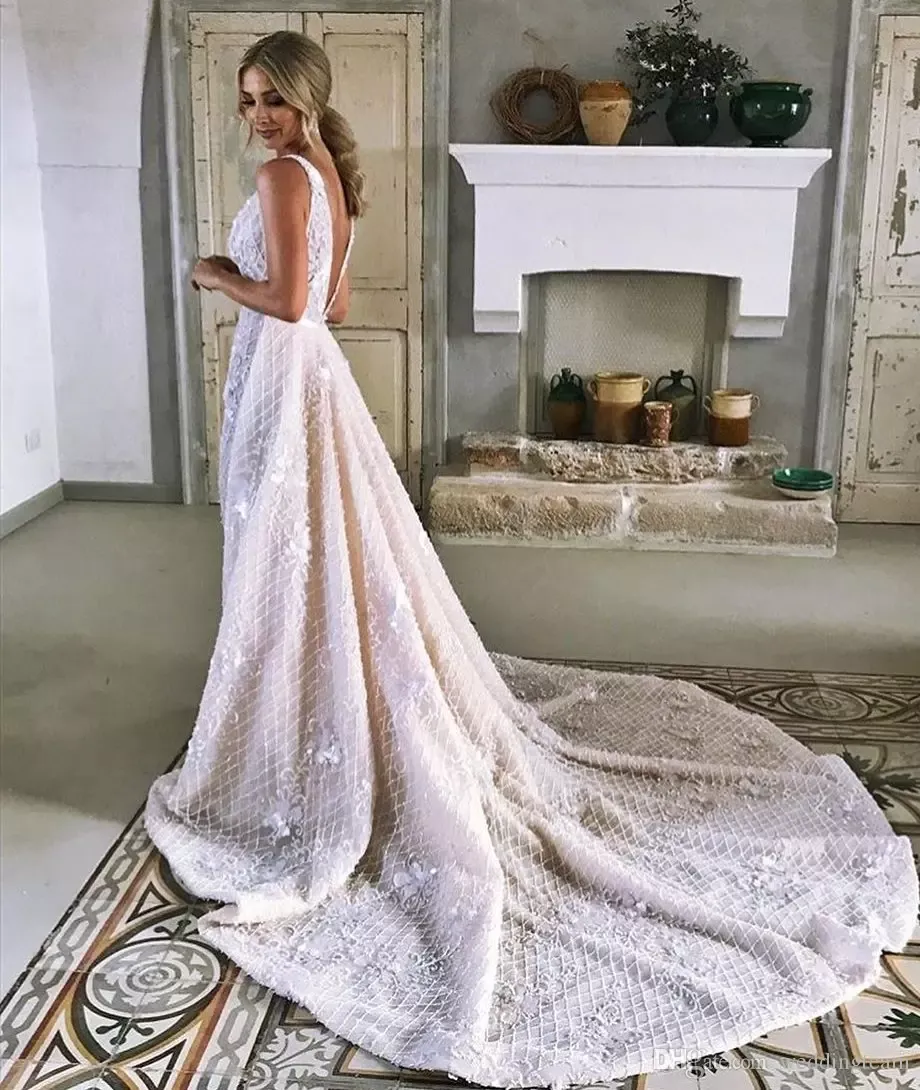 vintage wedding dresses lace backless Lace Sheath Backless Spaghetti Strap Wedding Dress MW657