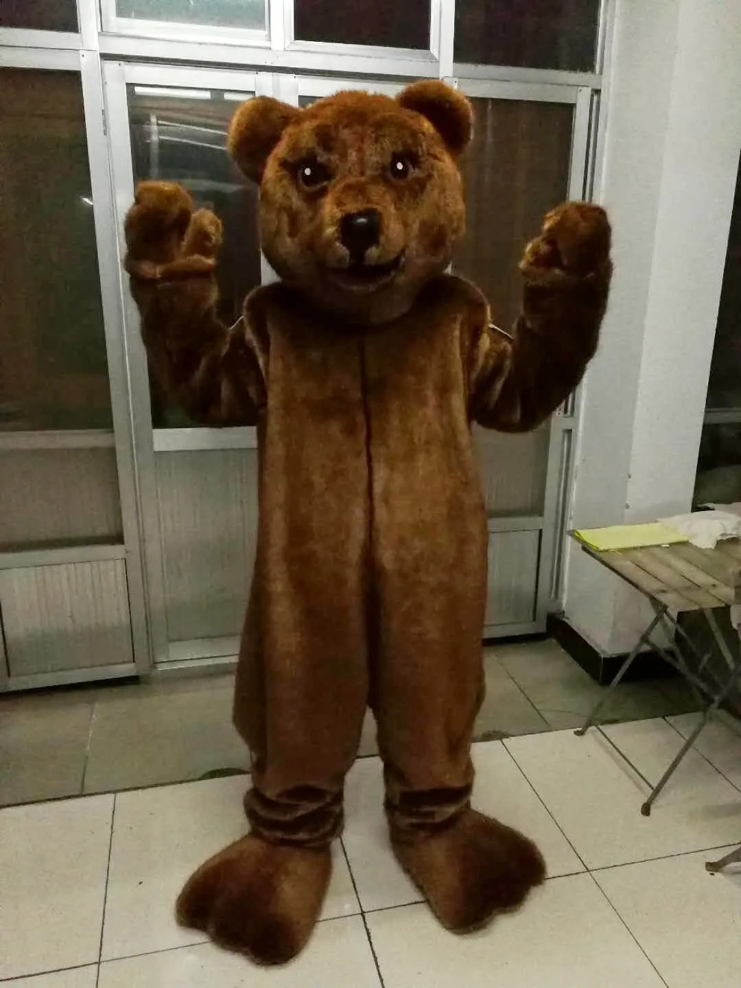 Costume da mascotte per orso marrone di alta qualita per adulti costume da personaggio dei cartoni animati realistici spedizione gratuita