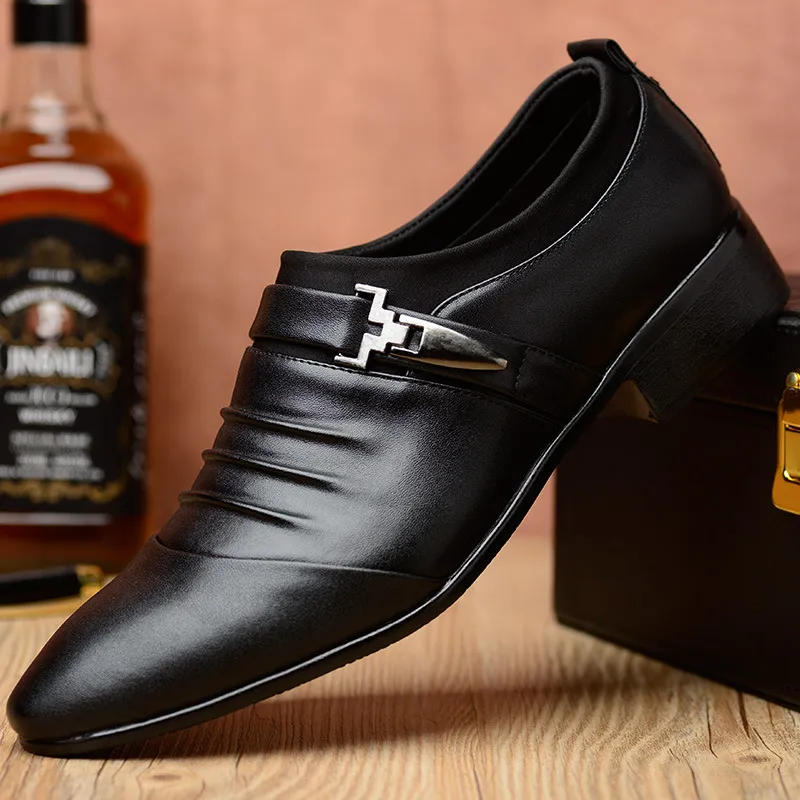 Męskie Mokasyny Sukienka Biuro Business Buty Skórzane Wskazane Buty Mężczyźni Formalna Skóra Slip-on Męskie Buty Duży Rozmiar Heren Schoenen Bute Meskie