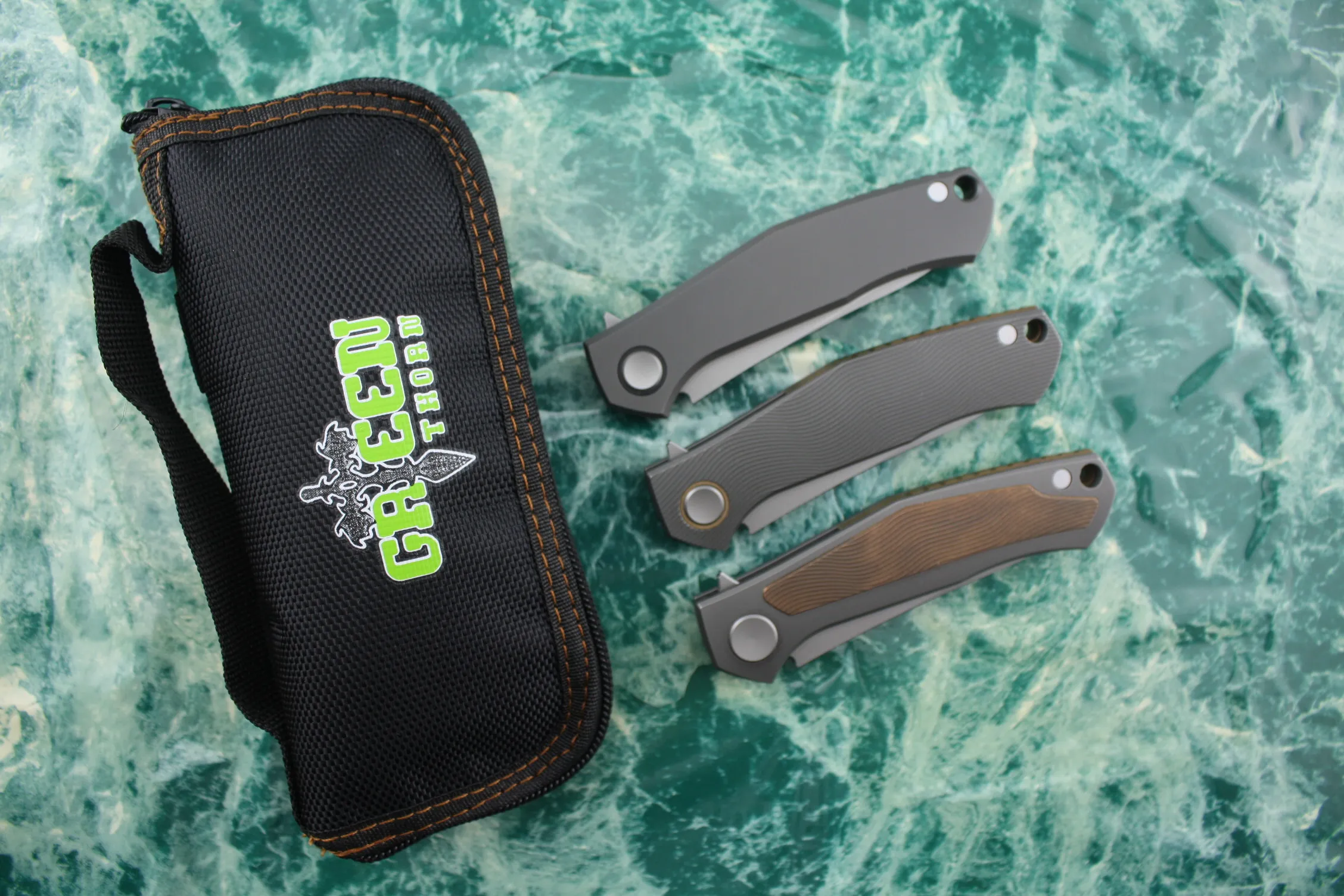 Green Thorn Poker mit Kupferstücken, M390-Klappmesser, TC4-Titanlegierung, Outdoor-Camping-Jagdmesser, EDC-Werkzeug