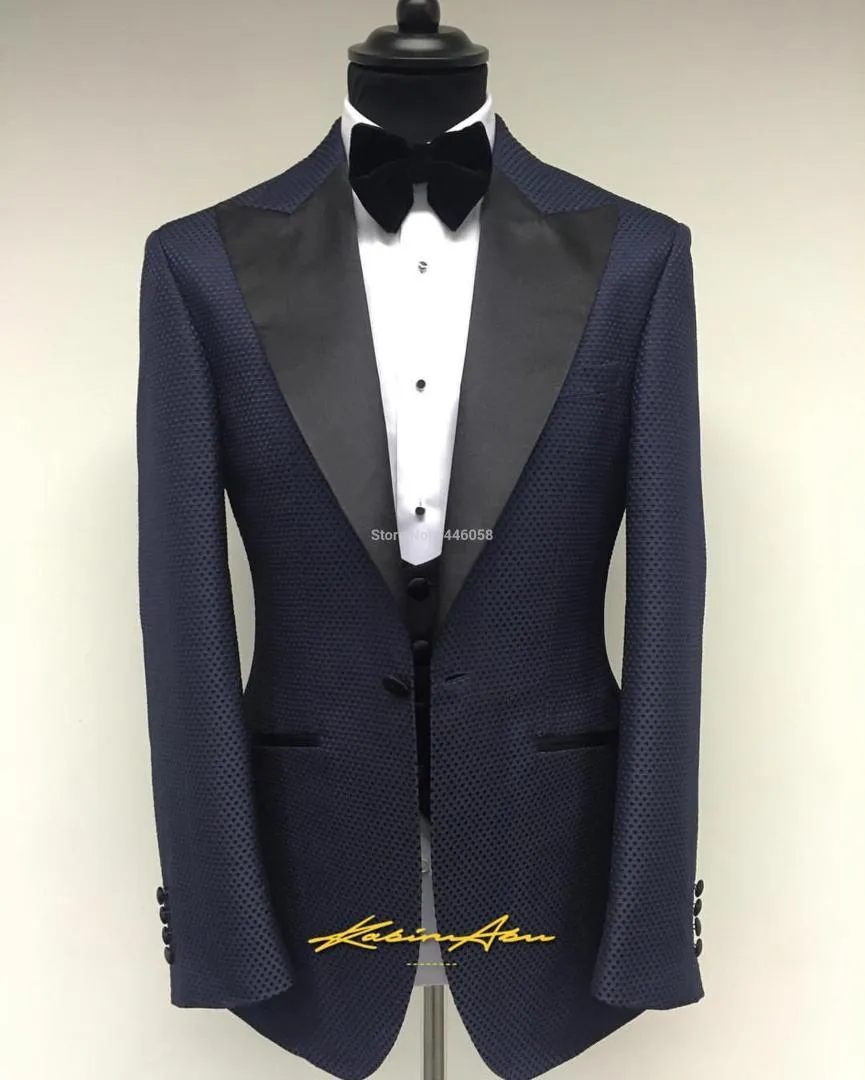 Kostium Homme Mariage 2019 Peaked Lapel One Button Man Groom Formalne Nosić Garnitury Ślubne Dla Mężczyzn Tuxedos Terno Branco 3 sztuki