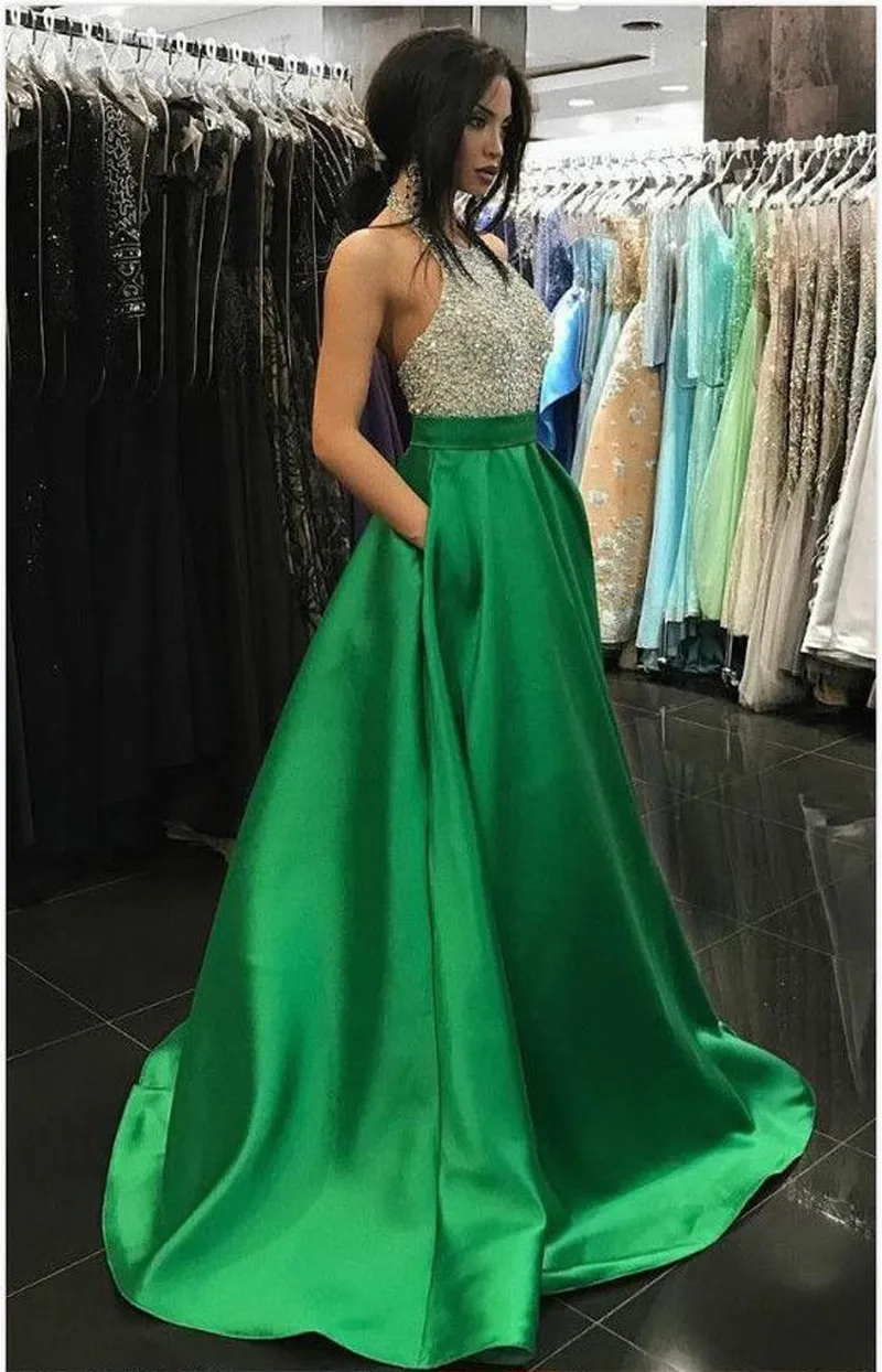 Zroszony Kryształowy Top Halter Backless Elegancka sukienka Rękawów Bez Rękawów Długa Linia Prom Dresses Vestidos de Fiesta