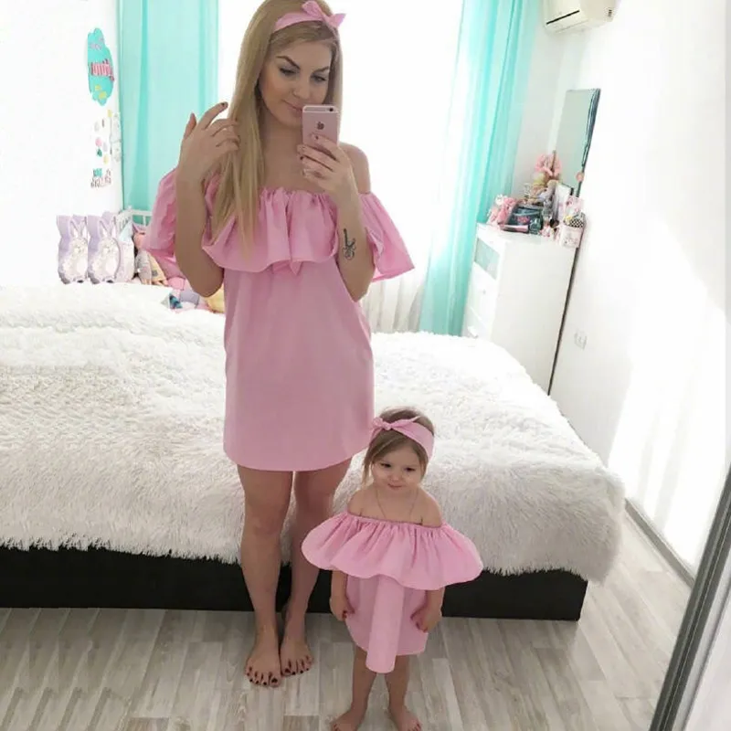 Mamãe e filha vestido para mãe bebê família combinando roupas mamãe e eu roupas de moda de moda conjunto de chiffon vestidos de chiffon