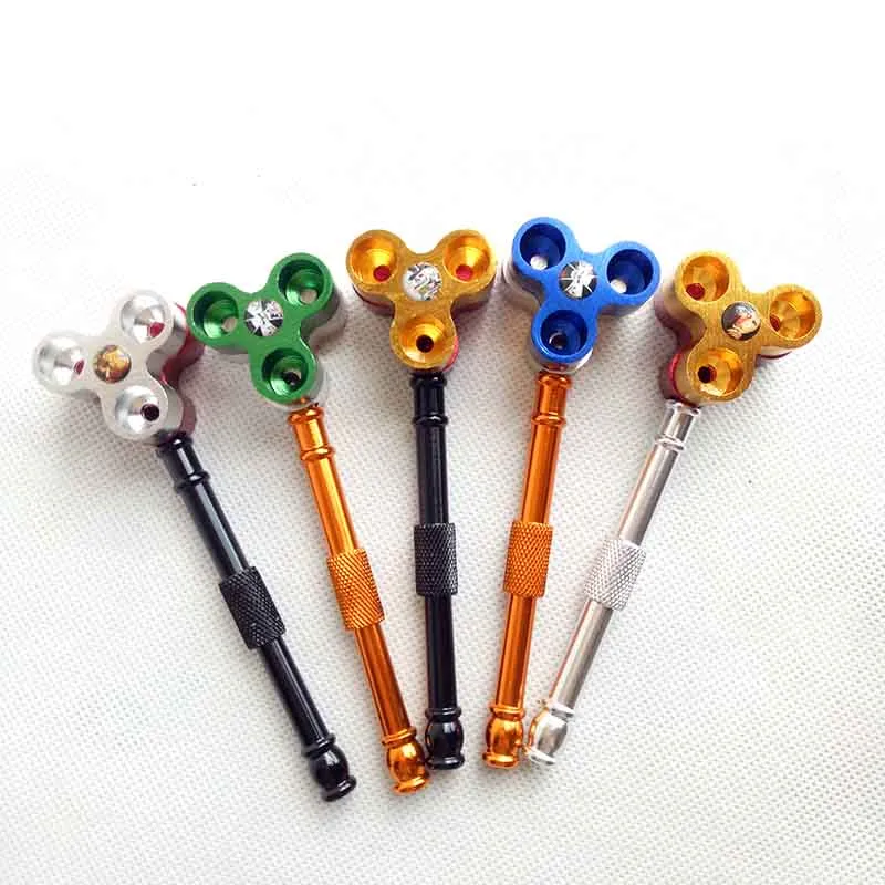 Bullet Metal Smoking pipe Tobacco cigarette Rotating Hand Filter Smoke Dry Herb Pipes Jamaica Rasta 3 holes Oil Rigs tool accessories