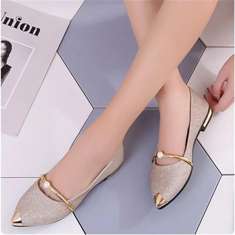 2018 new pointed single shoes female shallow mouth wild sets pearls comfortable lazy shoes professional work shoes