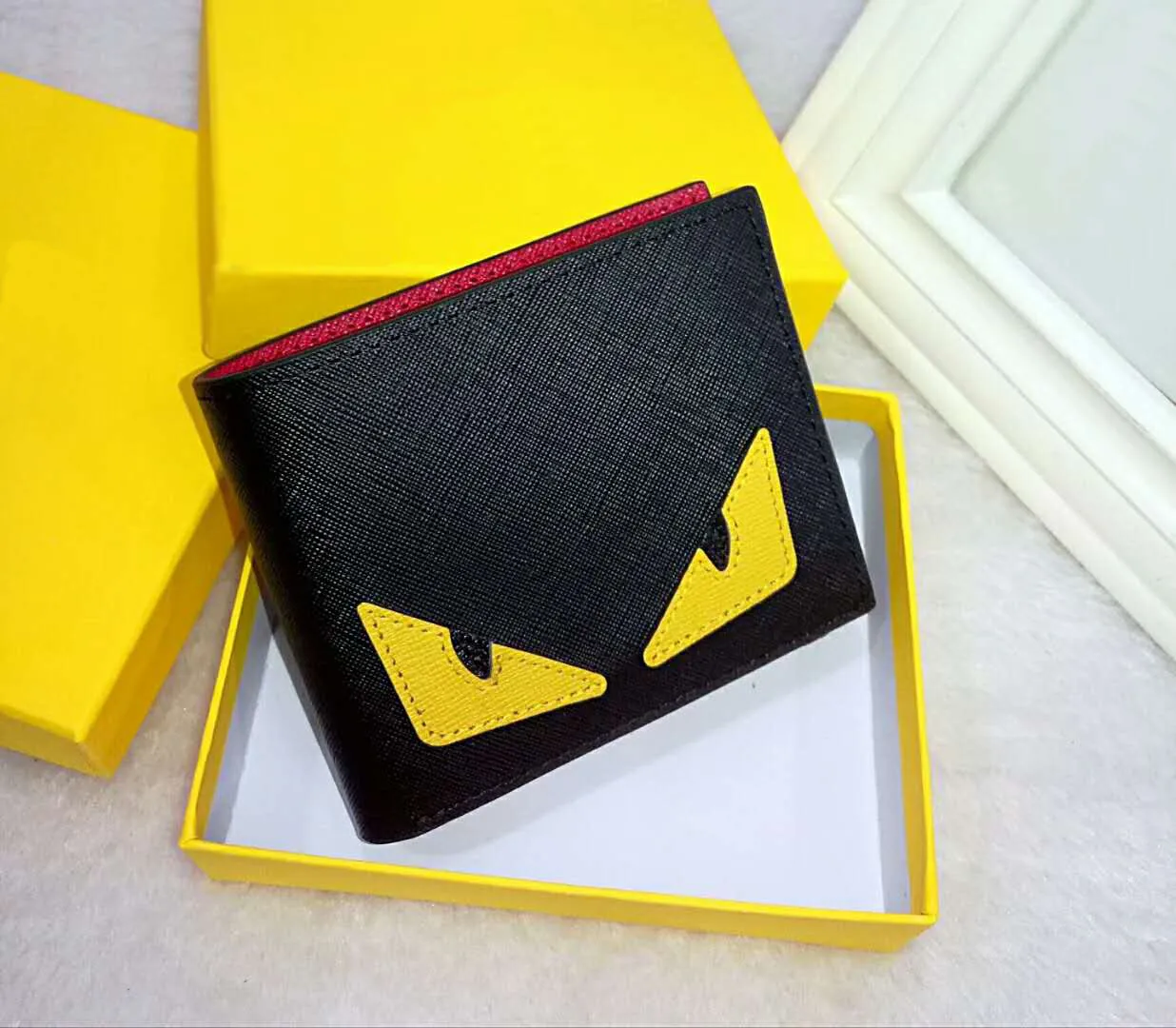 Portafoglio fendi occhi sale