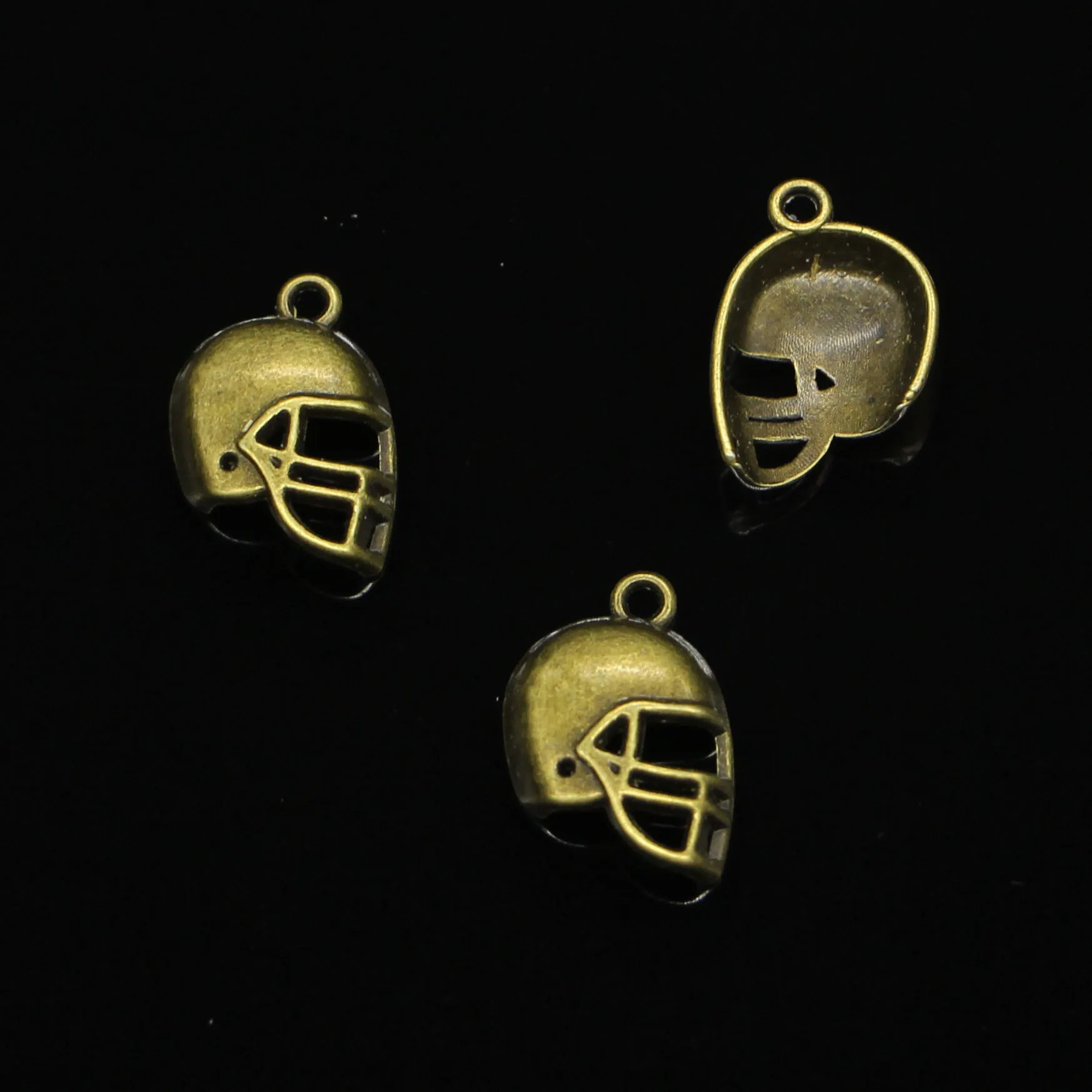 92pcs liga de zinco encantos de bronze antigo banhado Soccor Football Celms para jóias que produzem pingentes artesanais DIY 20*15mm