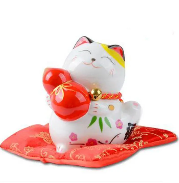 Ceramic Maneki Neko Car Accessories Piggy Bank Home Decor Crafts Room Decoration Porcelain Animal Figures Kawaii Lucky Cat