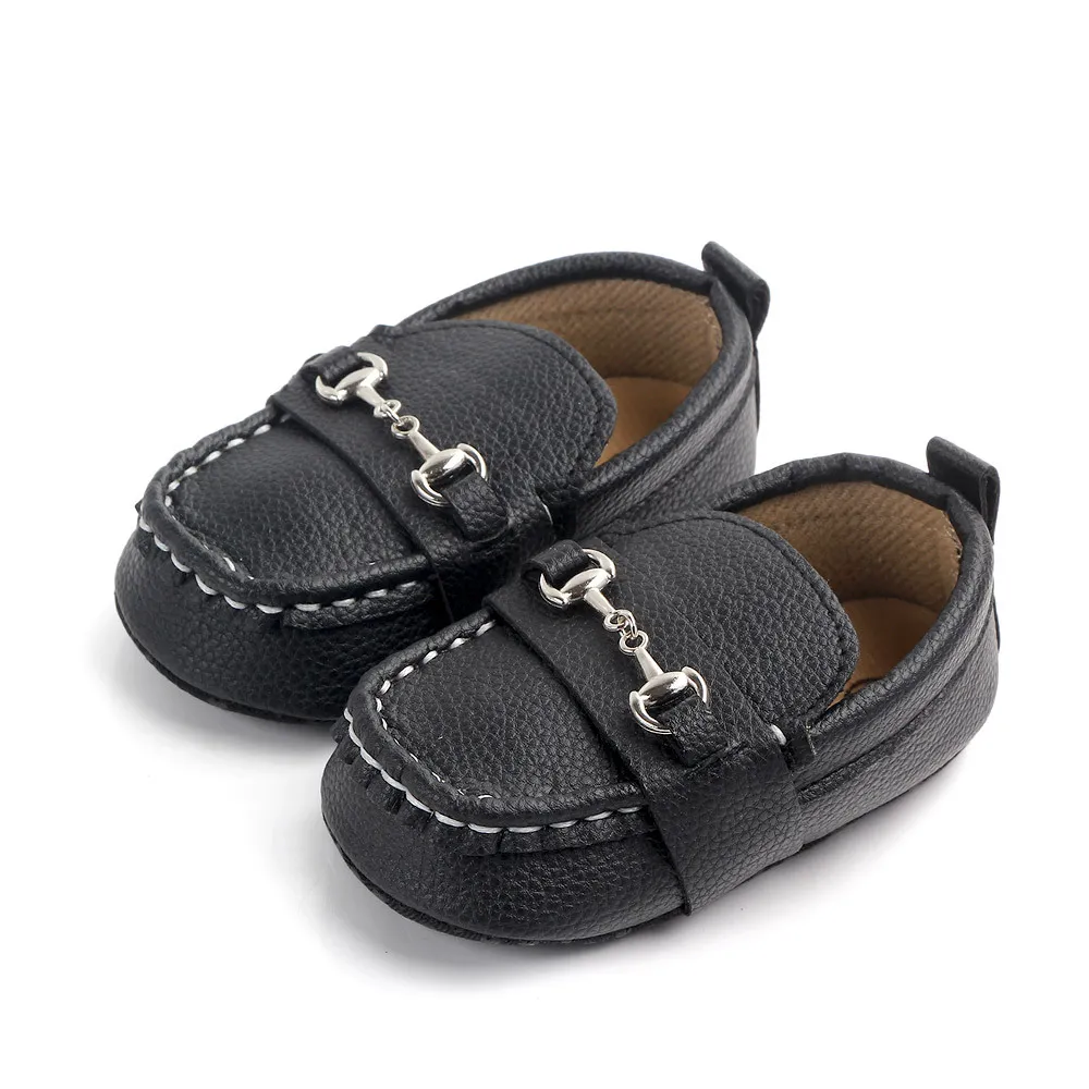Buty dla niemowląt skórzane mokasyna buty niemowlęce miękki podeszwy butów skórzane buty noworodki First Walker obuwie 0-18mon 18