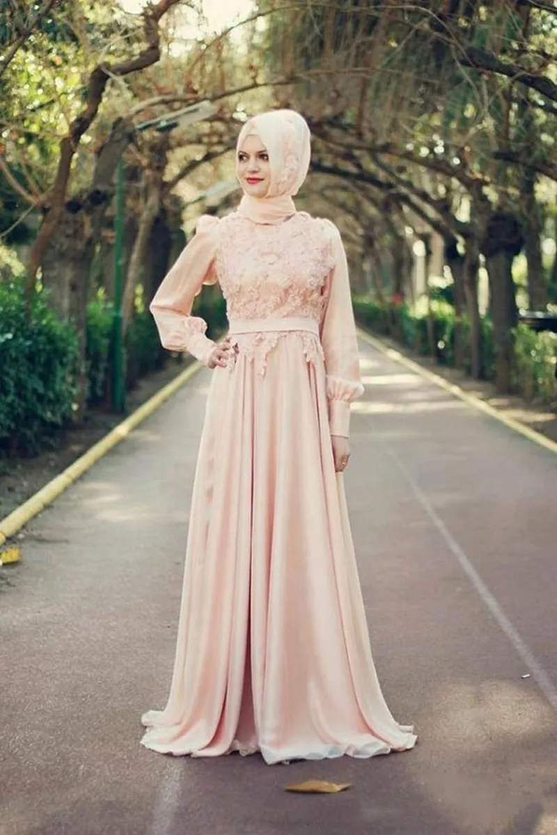 2018 Muslim Peach Wedding Dresses High Neck Long Sleeve Applique Floral Formal Wedding Gowns Belt vestito bambina bianco Dubai Abaya