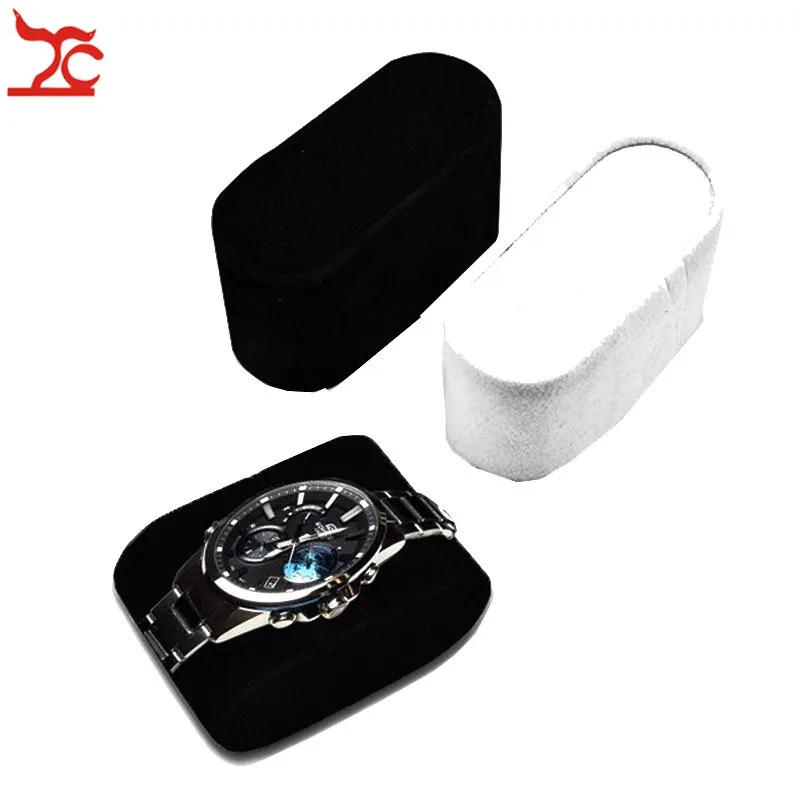 Groothandel 10 stks / partij Fluwelen Bangle Kussen Polshorloge Armband Display Standhouder Zwart Wit Horloge Case Opslag Horlogekussen