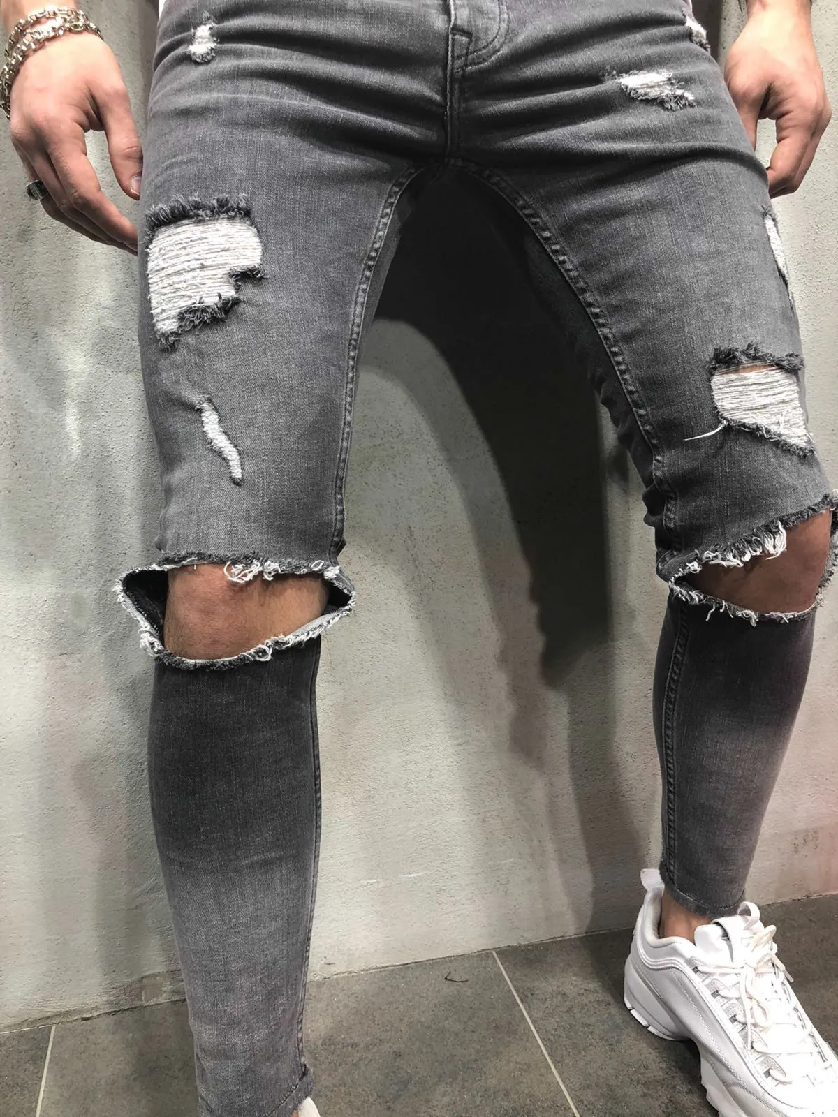 Nuovi jeans da uomo strappati con fori jeans dritti slim elasticizzati in denim skinny jeans neri blu pantaloni lunghi da uomo jeans11
