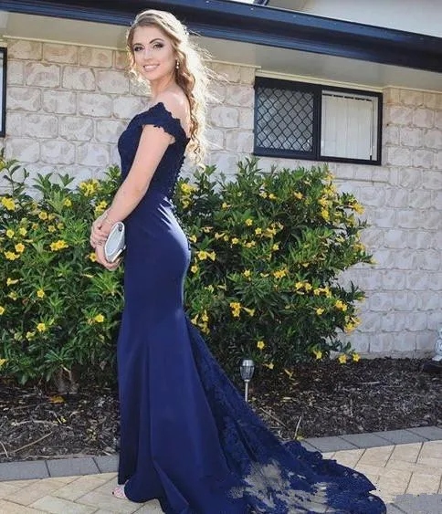 Navy blue prom clearance dresses 2018
