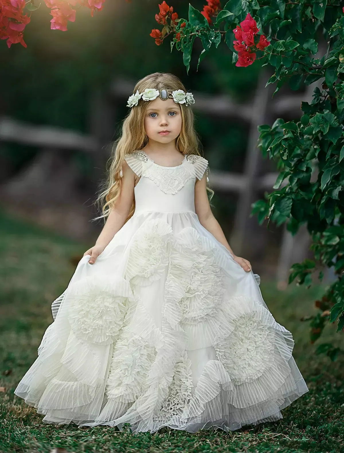 Encantadores vestidos de flores para niñas para bodas bohemias, vestido de desfile para niñas pequeñas, flores hechas a mano con cuentas, vestidos de comunión, ropa de fiesta