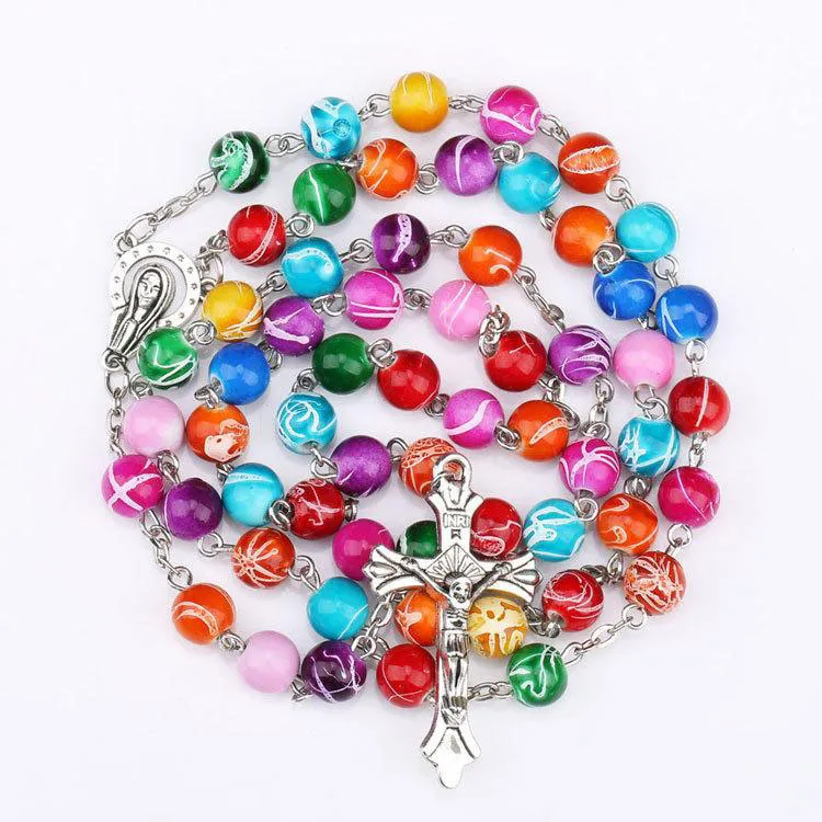 Collana con ciondolo rosario con perline di argilla polimerica colorata, croce in lega, centrotavola della Vergine Maria, gioielli religiosi cattolici cristiani