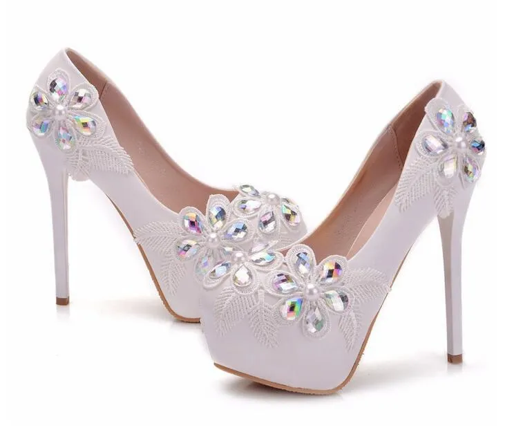 Moda Sapatos De Casamento De Cristal De Renda Branca Mulheres Designer de Plataforma 4.5 cm de Salto Alto 14 cm Fechado Toe Sapatos De Noiva Bombas Para a Noiva Barato