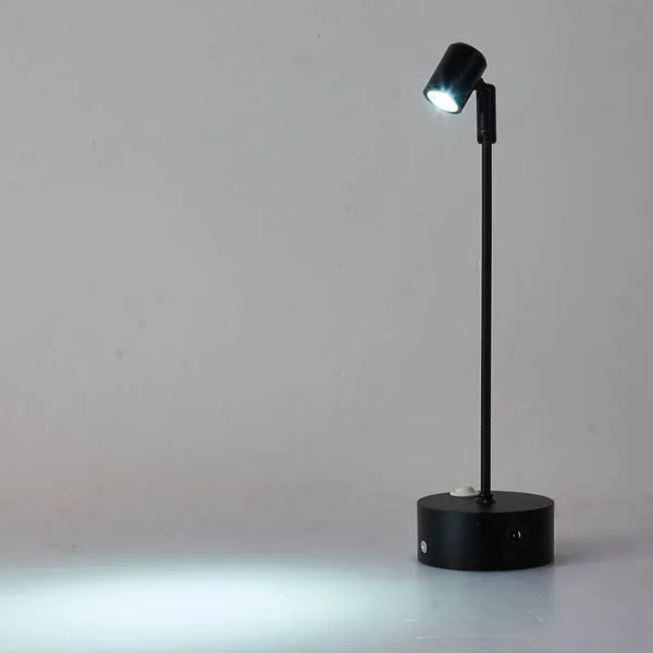 Quality Led Adjustable Focus Display Spotlight 3W With Rechargeable Lithium Battery 10H Each Charge Black Body
