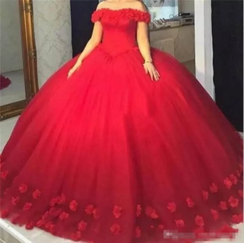 Beautiful Red Ball Gown Quinceanera Dresses Appliques Tulle Satin Lace Up Back Prom Dresses Sweet 16 Dresses