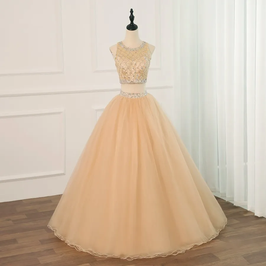 Bling Gold Ball Gown Prom Klänningar Juvel Neck Crystal Tulle Hollow Back Två bitar Billiga Designer Ruched Long Evening Formell Kappor Klänning