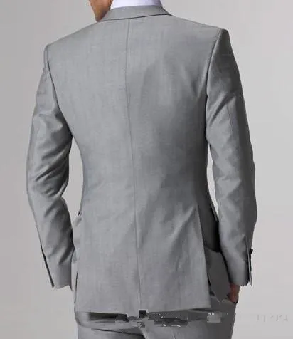 2021 Uomo formale personalizzato Light Grigio Lato Vent Vent Groom Tuxedos Groomsmen Best Man Wedding Suits Bridegroom Business Wear Giacca + Pants + Vest + Tie
