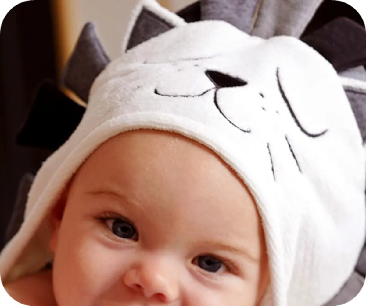 طفل تيري الكرتون الأسد القط النمذجة الأبيض مقنع مع لطيف الأذن قبعة حمام منشفة الصغار الأطفال عقد بطانية الرضع ماصة 84 * 58 سنتيمتر