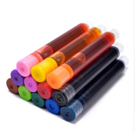 8/12 pcs / lot jetable couleur stylo plume cartouches d'encre recharges Recharge stylo design universel