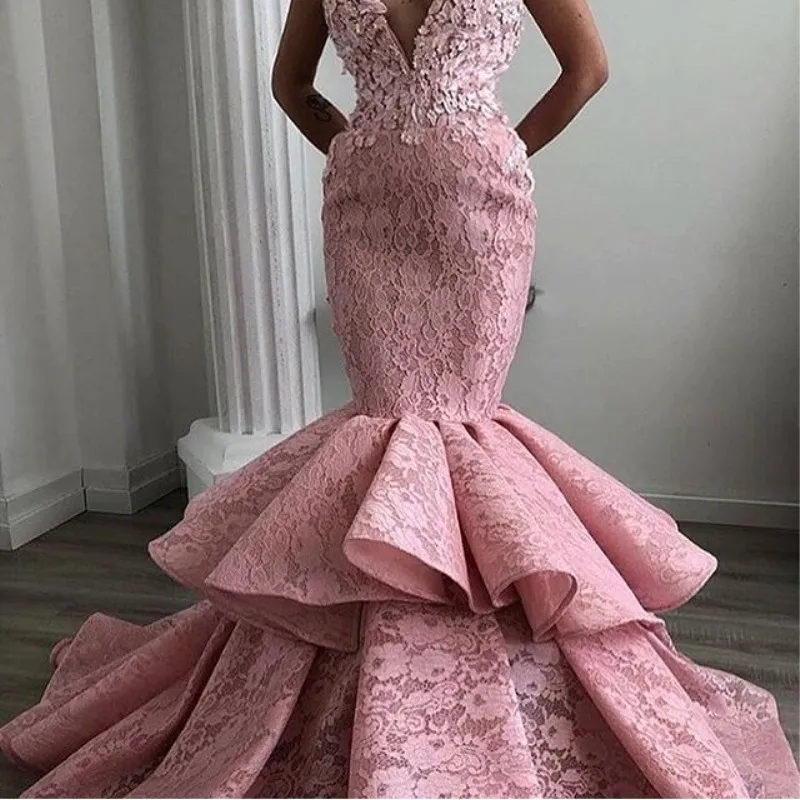 Amazing Tiered Lace Prom Dresses Fashion Off Shoulder Sleeveless Beads Applique Mermaid Party Dress 2018 Ravishing Arabia Long Evening Dress