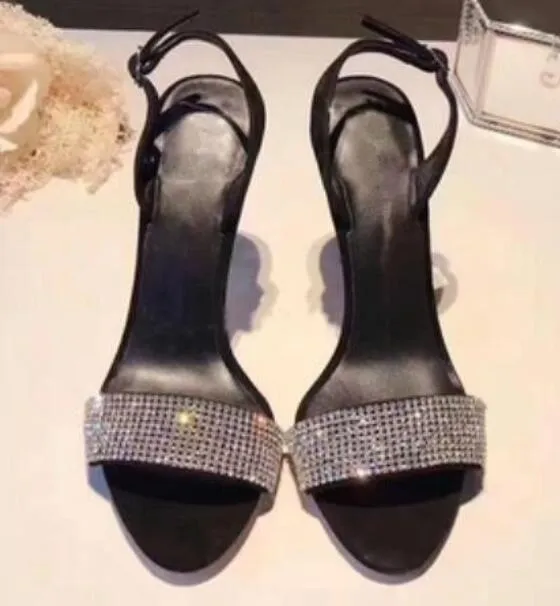 2018 Kvinnor Glitter Party Shoes Diamond Stud Sandals Bröllopskor Rhinestone Sandaler Öppna Toe Crystal Sandaler Sparkle High Heels