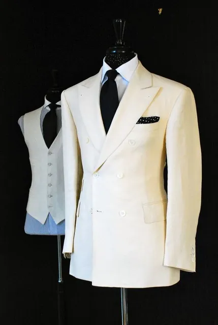 Najnowszy przystojny Groomsmen Peak Lapel Groom Tuxedos Dwurzędowe Mężczyźni Garnitury Ślub / Prom Best Man Blazer (kurtka + spodnie + kamizelka + krawat)