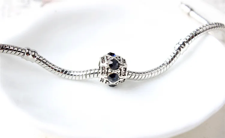 Alloy Space Charm Bead Side Crystal Rhinestone Big Hole Fashion Women Jewelry European Style For Bracelet4586192