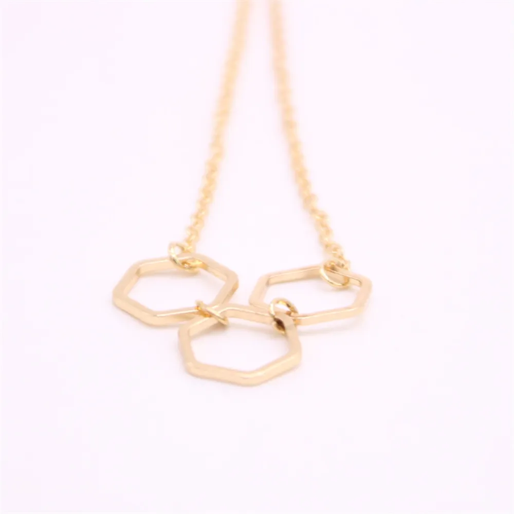 The latest elements Wholesale lgeometric shapes Pendant necklace regular hexagon plated necklace the best gift to women